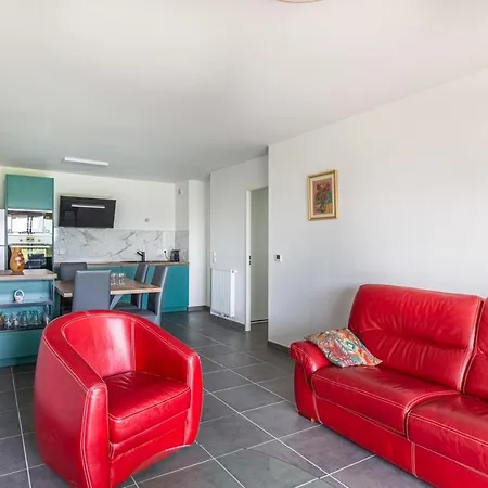 Lejlighed Guestready - Beautiful Spacious Apartment With Lovely Views